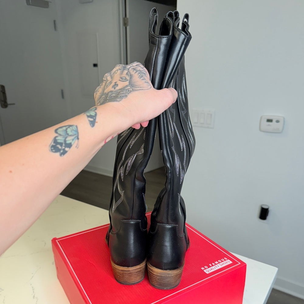 Black Western Knee-High Boots - Picture 4 of 5